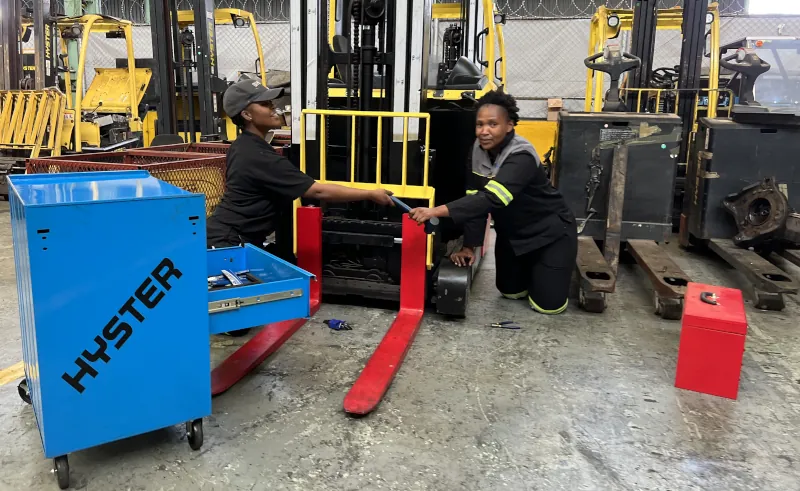 hyster technicians